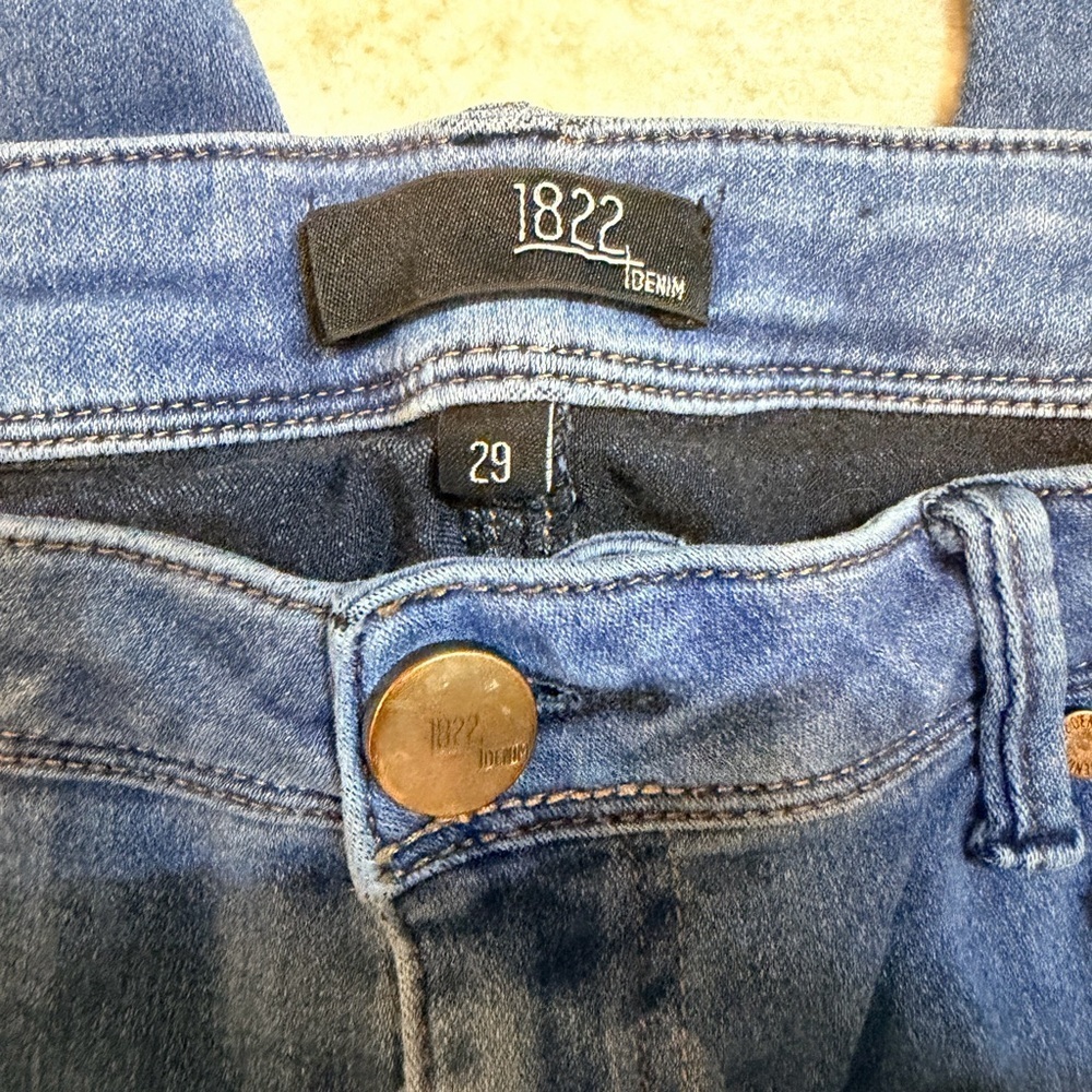1822 Denim Women’s Skinny Jeans Size 29 Medium Wash Stretch Mid Rise - Picture 2 of 9
